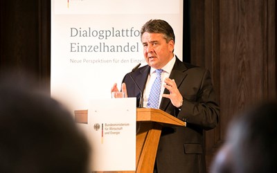 Der Bundesminister für Wirtschaft und Energie, Sigmar Gabriel, hielt a, 21.04.2015 die Eröffnungsrede zur Dialogplattform Einzelhandel. © BMWi/Kathrin Heller