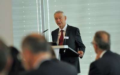 Dr. Friedrich Caspers, Vorstandsvorsitzender der R+V Versicherung AG