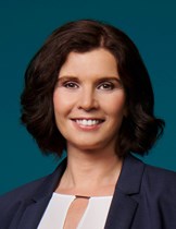 Diana Windmeißer (CFO) 