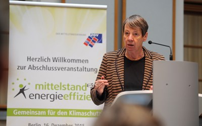 Bundesumweltministerin Hendricks auf der Abschlussveranstaltung des Projektes "Mittelstand für Energieeffizienz" am 16.12.2016