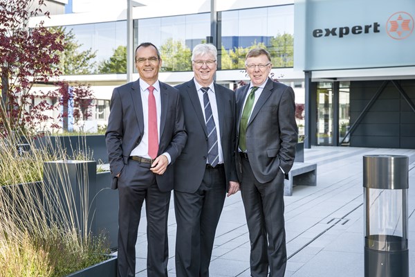 Vorstand der expert AG: Dr. Stefan Müller, Volker Müller (Vorsitzender) und Gerd-Christian Hesse