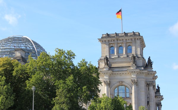 Der Bundestag hat am 14. Juni 2018 in zweiter und dritter Lesung das Gesetz zur Einführung einer zivilprozessualen Musterfeststellungsklage beschlossen.
