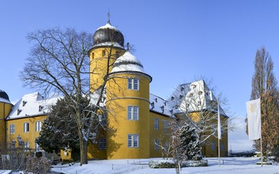 Blick auf Schloss Montabaur im Winter