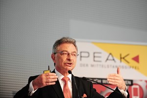 BDI-Präsident Prof. Dieter Kempf auf dem Mittelstandsgipfel PEAK am 10. Mai 2017 in Berlin.