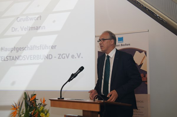 MITTELSTANDSVERBUND-Hauptgeschäftsführer Dr. Ludwig Veltmann bei der Generalversammlung der BÄKO Süd am 30.05.2017 in Lindau.