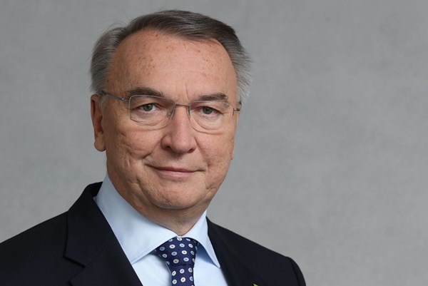 Eckhard Schwarzer, stellvertretender Vorstandsvorsitzender der DATEV eG